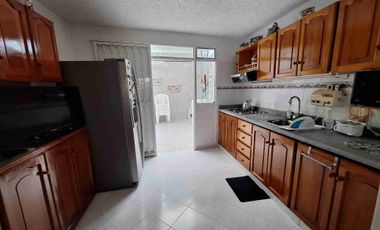 VENTA HERMOSA CASA EN GIRARDOT EN CONJUNTO CERRADO