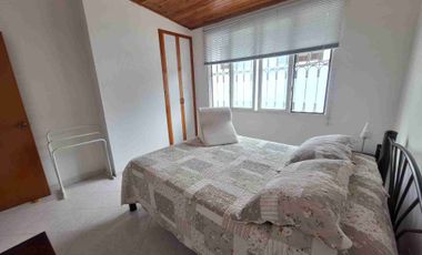 VENTA HERMOSA CASA EN GIRARDOT EN CONJUNTO CERRADO