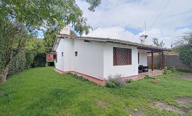 SE ARRIENDA HERMOSA CASA CAMPESTRE VEREDA FONQUETA