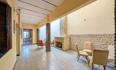 CASA | 7 AMBIENTES | QUINCHO | TERRAZA |