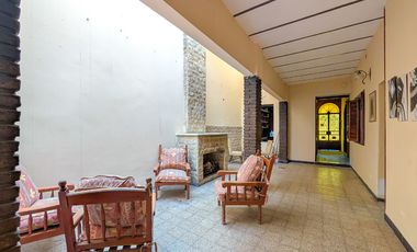 CASA | 7 AMBIENTES | QUINCHO | TERRAZA |