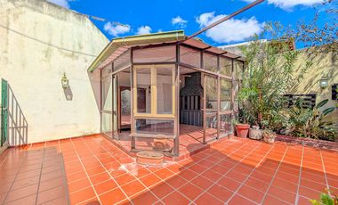 CASA | 7 AMBIENTES | QUINCHO | TERRAZA |