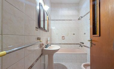 CASA | 7 AMBIENTES | QUINCHO | TERRAZA |