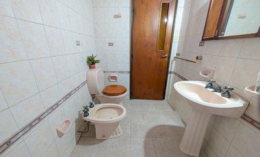 CASA | 7 AMBIENTES | QUINCHO | TERRAZA |