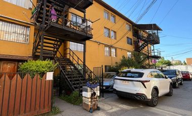 Se Vende Departamento En Primer Piso Con Patio en San Miguel