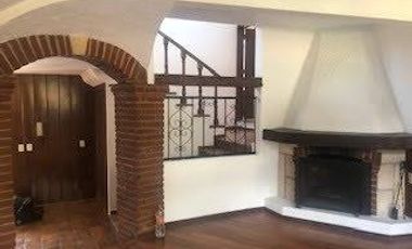 ¡¡¡ Hermosa Casa estilo mexicano !!!