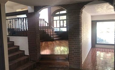 ¡¡¡ Hermosa Casa estilo mexicano !!!