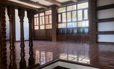 ¡¡¡ Hermosa Casa estilo mexicano !!!