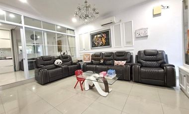 Dijual Cepat Perumahaan Puri Mansion 3,5 Lantai Selesai Renovasi Bonus Furnished Menempel, Area Rumah Bebas Banjir Dekat Dari Tol Jor Kembangan