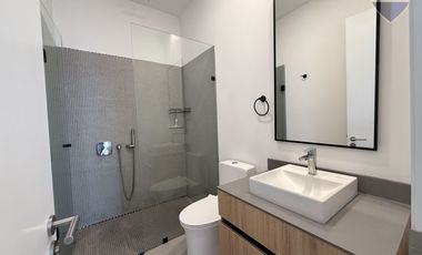 En Renta Suite 61 m² Amoblada Edificio Iqon, Frente Al Parque La Carolina