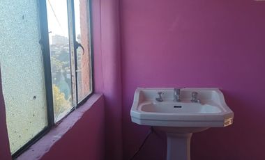 Linda casa familiar 3D con patio en Cerro Barón, Valparaíso