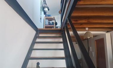 Loft Luminoso en Cerro Santo Domingo: Duplex con 2D y hermosa vista