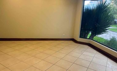 CASA EN VENTA-PUERTAS DEL SOL