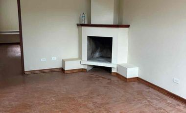 CASA EN VENTA-PUERTAS DEL SOL