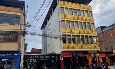 Edificio comercial de venta en portoviejo