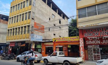 Edificio comercial de venta en portoviejo