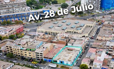VENTA DE CASA CON 18 AMBIENTES PARA OFICINAS O PROYECTO INMOBILIARIO  - CERCADO DE LIMA