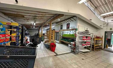 SE ARRIENDA LOCAL COMERCIAL EN RIONEGRO
