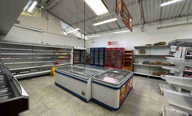 SE ARRIENDA LOCAL COMERCIAL EN RIONEGRO