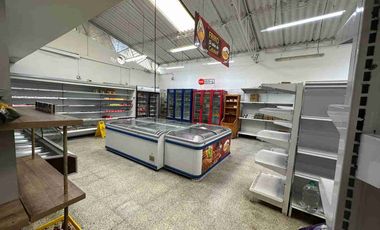 SE ARRIENDA LOCAL COMERCIAL EN RIONEGRO