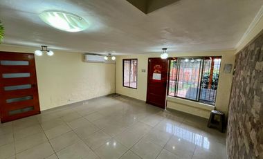 Venta De Casa En Av. Las Naciones, Maipú