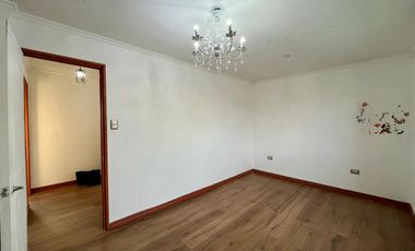 Venta De Casa En Av. Las Naciones, Maipú