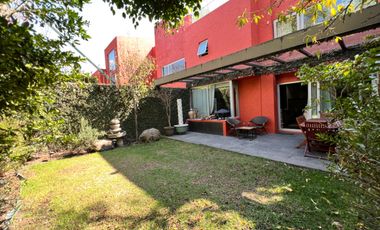 CASA EN VENTA EN SAN JERÓNIMO LIDICE RODEADA DE AREAS VERDES A UN PASO DE PERIFERICO.