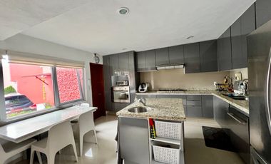 CASA EN VENTA EN SAN JERÓNIMO LIDICE RODEADA DE AREAS VERDES A UN PASO DE PERIFERICO.