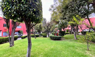 CASA EN VENTA EN SAN JERÓNIMO LIDICE RODEADA DE AREAS VERDES A UN PASO DE PERIFERICO.