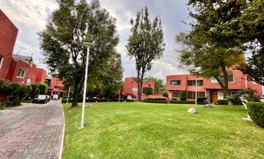 CASA EN VENTA EN SAN JERÓNIMO LIDICE RODEADA DE AREAS VERDES A UN PASO DE PERIFERICO.