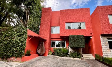 CASA EN VENTA EN SAN JERÓNIMO LIDICE RODEADA DE AREAS VERDES A UN PASO DE PERIFERICO.
