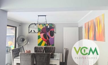 VENTA CASA 5 DORMITORIOS + 3 BAÑOS | CONDOMINIO LOS TINEOS | HUECHURABA