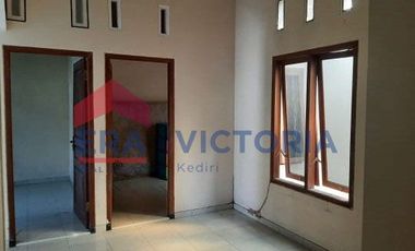 Rumah Siap Huni Dalam Perumahan Di Pusat Kota Kediri Dekat Stadion Brawijaya