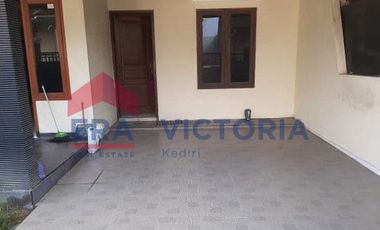 Rumah Siap Huni Dalam Perumahan Di Pusat Kota Kediri Dekat Stadion Brawijaya