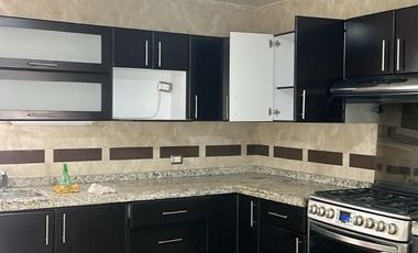 Renta de casa en Gabriel Pastor a menos de dos km de Plaza Cristal