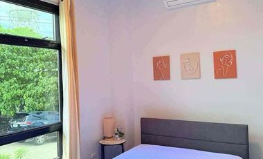 Awesome Overlooking House for Rent