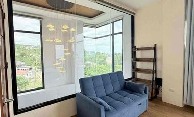 Awesome Overlooking House for Rent