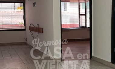 Vive en ABSOLUTA PRIVACIDAD Y SEGURIDAD, Casa en Venta REMODELADA LISTA PARA HABITAR.