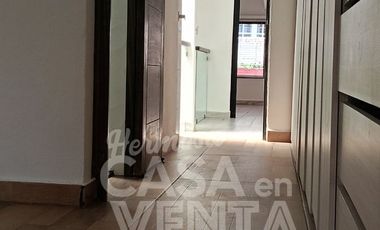Vive en ABSOLUTA PRIVACIDAD Y SEGURIDAD, Casa en Venta REMODELADA LISTA PARA HABITAR.