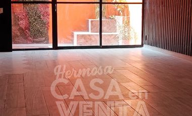 Vive en ABSOLUTA PRIVACIDAD Y SEGURIDAD, Casa en Venta REMODELADA LISTA PARA HABITAR.