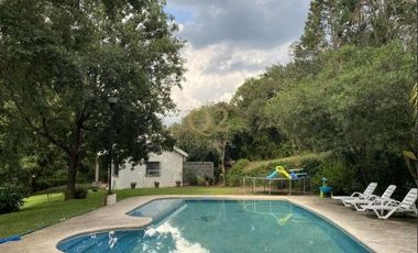 Quinta en Venta en Los Cavazos, Santiago N.L.- Camino al Zapatero