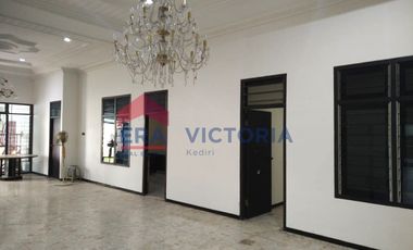 Rumah Di Pusat Kota Kediri Dekat Pusat Perbelanjaan & RS Bhayangkara