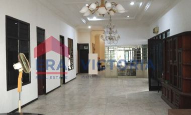Rumah Di Pusat Kota Kediri Dekat Pusat Perbelanjaan & RS Bhayangkara