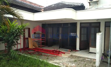 Rumah Di Pusat Kota Kediri Dekat Pusat Perbelanjaan & RS Bhayangkara
