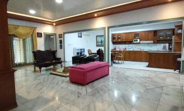 Rumah Mewah Ex Pejabat Cocok Untuk Rumah Kost Lokasi Rawa Belong Dekat Palmerah