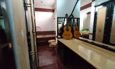 Rumah Mewah Ex Pejabat Cocok Untuk Rumah Kost Lokasi Rawa Belong Dekat Palmerah