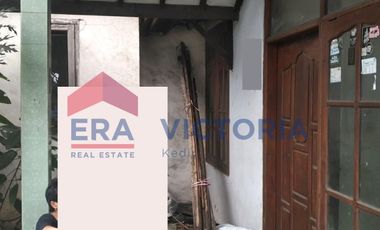 Rumah + Ruang Usaha Mojoroto Kota Kediri Pinggir Jalan Besar Dekat Dengan Klinik Kesehatan, Terminal dan Lingkungan Sekolah