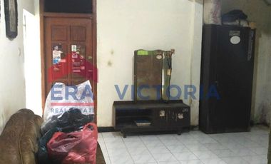 Rumah + Ruang Usaha Mojoroto Kota Kediri Pinggir Jalan Besar Dekat Dengan Klinik Kesehatan, Terminal dan Lingkungan Sekolah