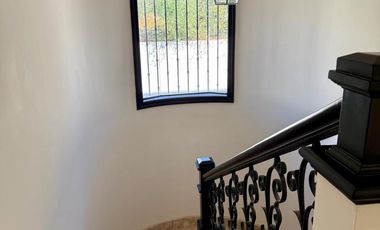 HERMOSA CASA RECIÉN REMODELADA EN LOMAS ALTAS