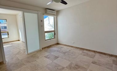 HERMOSA CASA RECIÉN REMODELADA EN LOMAS ALTAS